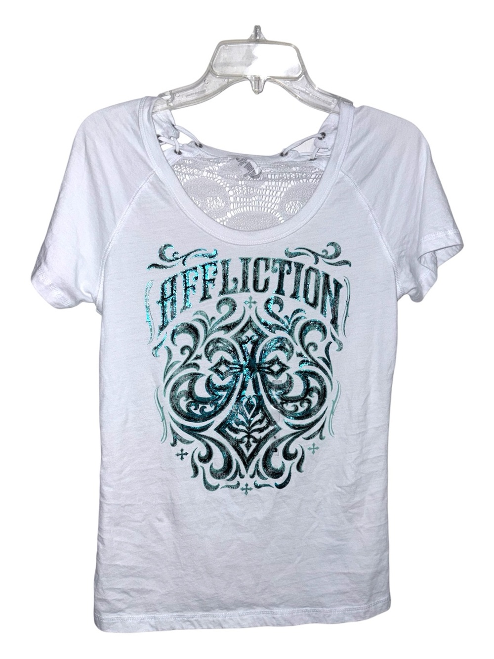 Affliction Ironside White Skull Lace Back Graphic Tee Women’s Medium
